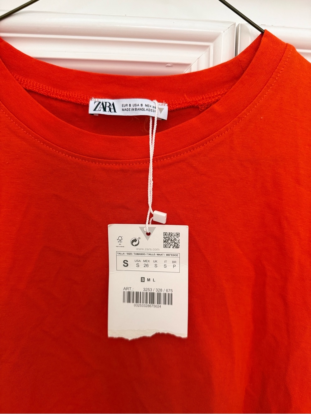 ZARA woman orange Crew Neck T-Shirt - Picture 2 of 3